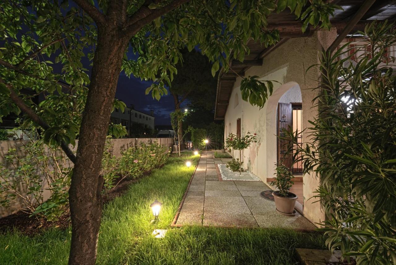 Vecchia Favola House Villa Quarto dʼAltino Buitenkant foto