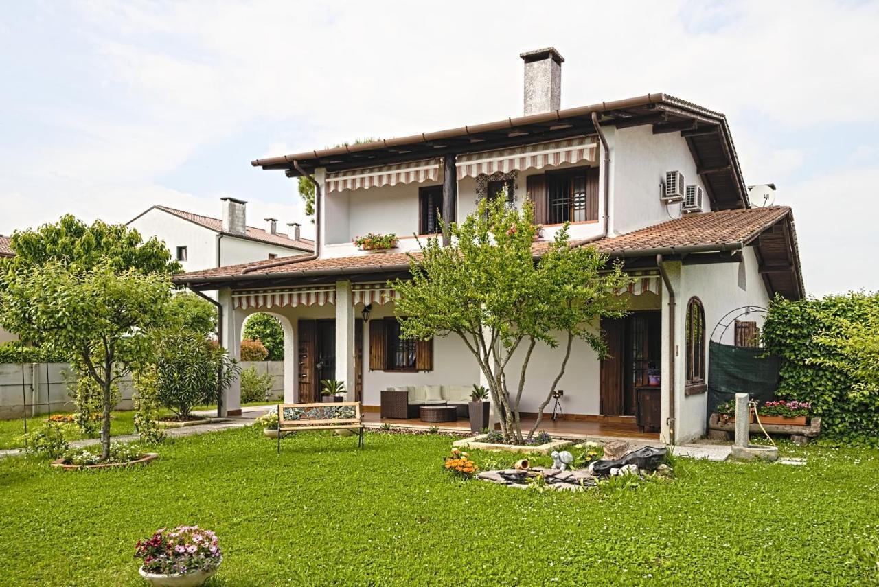 Vecchia Favola House Villa Quarto dʼAltino Buitenkant foto