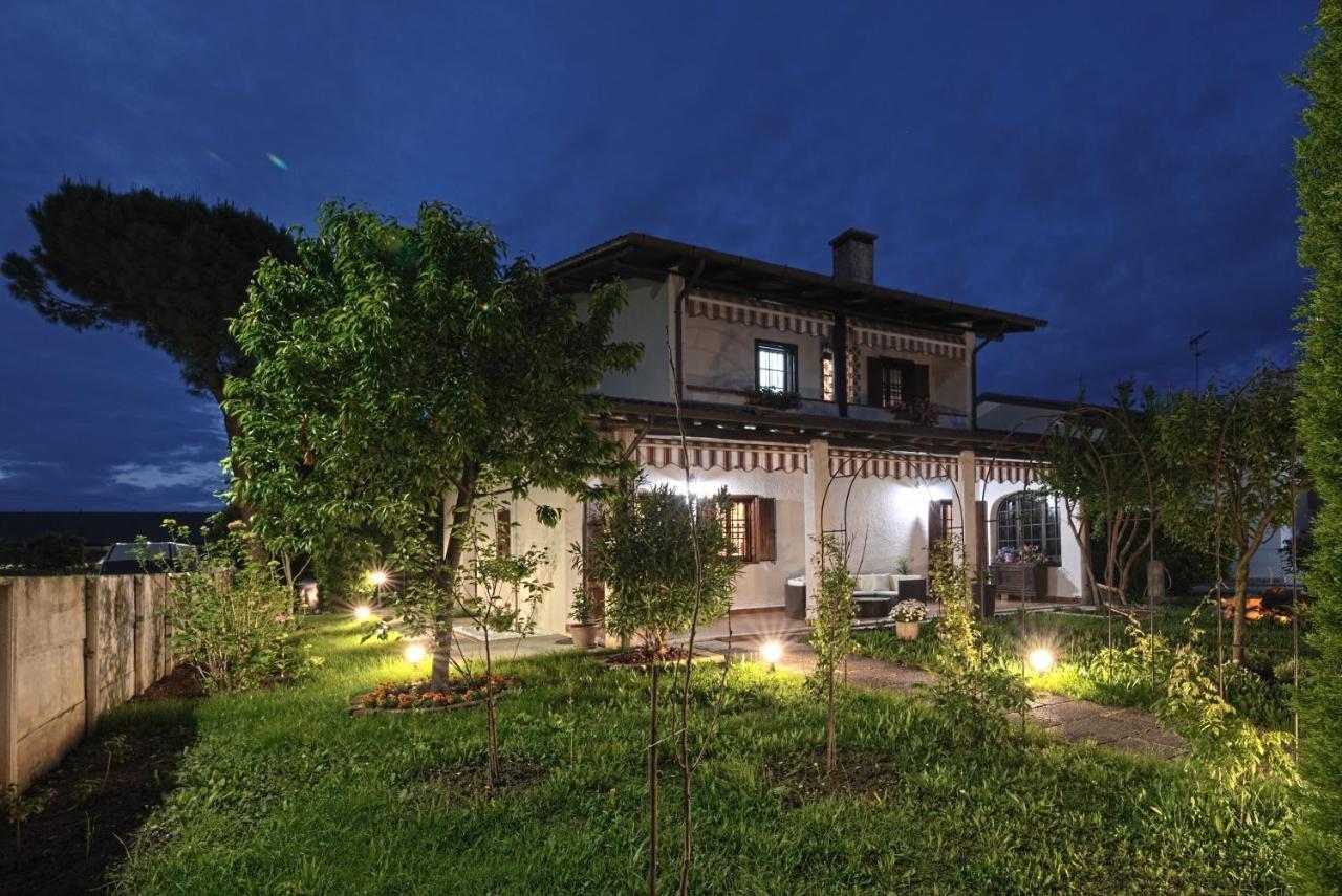 Vecchia Favola House Villa Quarto dʼAltino Buitenkant foto